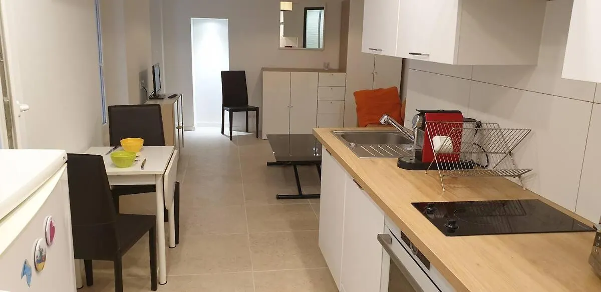Mat -Studio Renove Clim Rue Pietonne Du Vieil Antibes France
